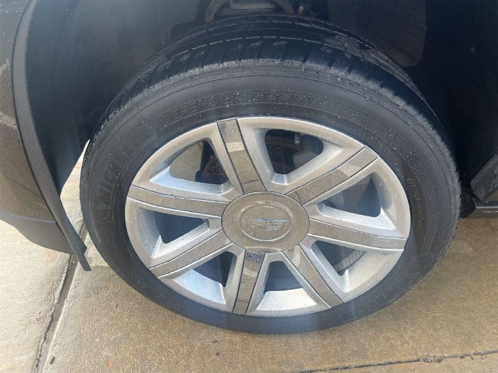 2016 Cadillac Escalade Image 15