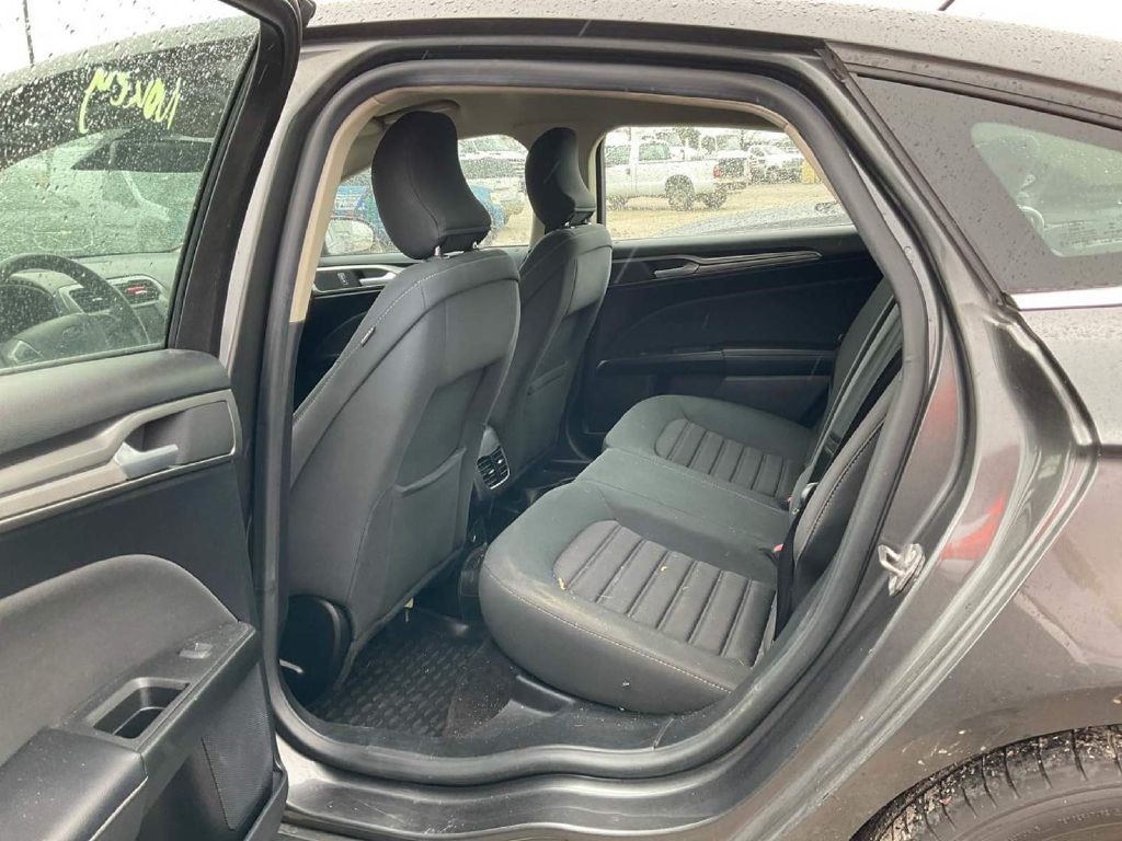 2018 Ford Fusion Image 5