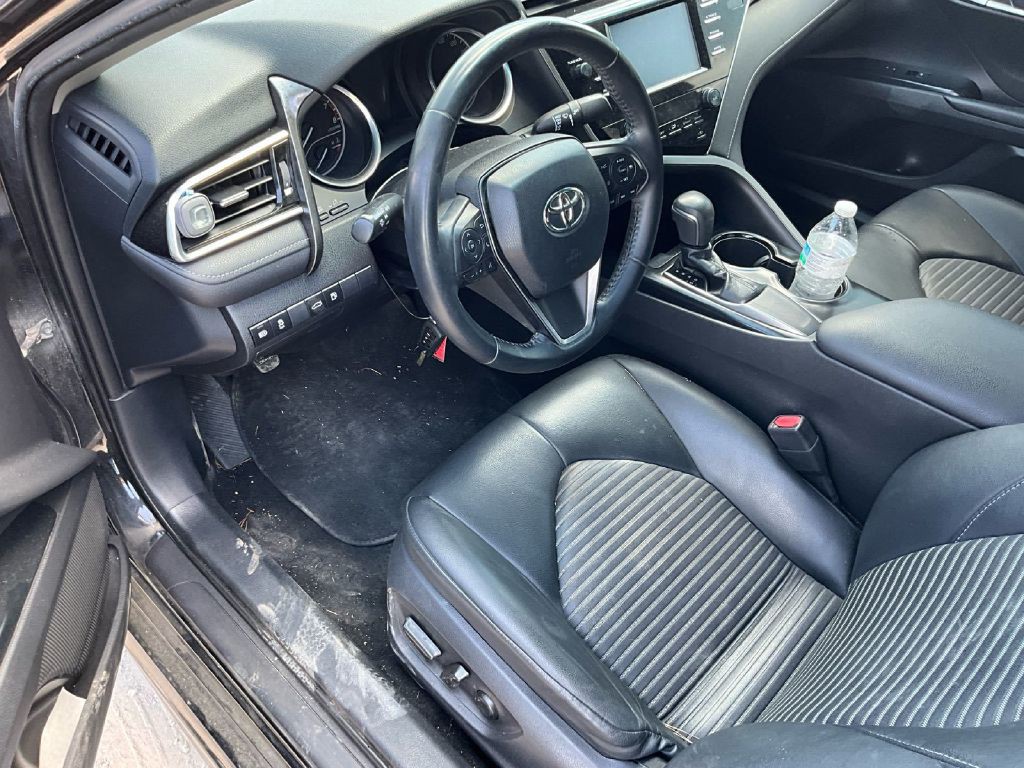 2018 Toyota Camry Image 6