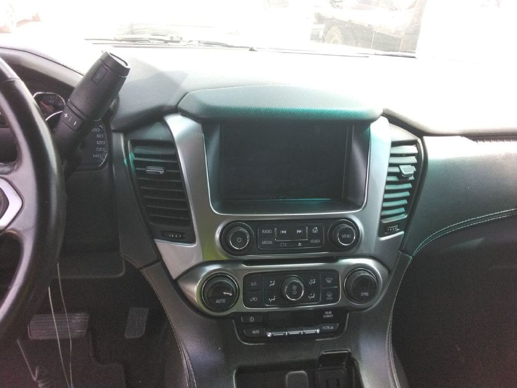 2017 Chevrolet Tahoe Image 13