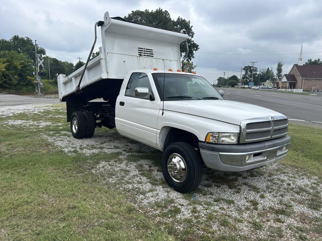 1996 Dodge Ram 3500 Image 2