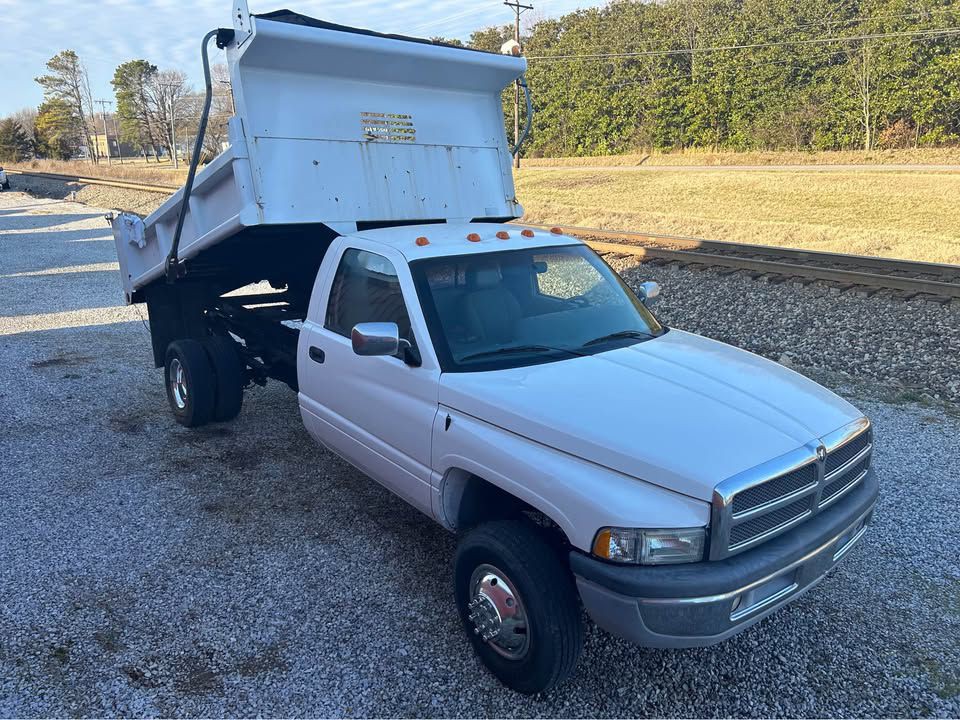 1996 Dodge Ram 3500 Image 6