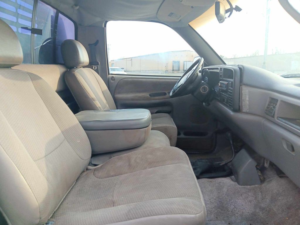1996 Dodge Ram 3500 Image 9