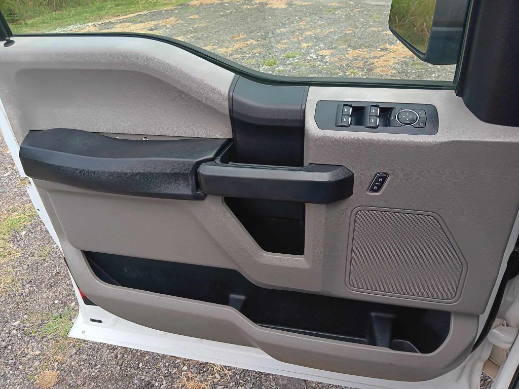 2015 Ford F-150 Image 10