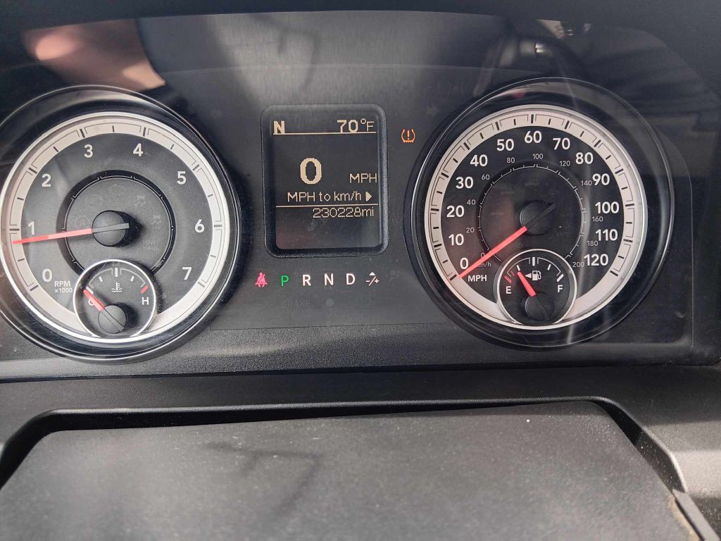 2015 RAM 1500 Image 10