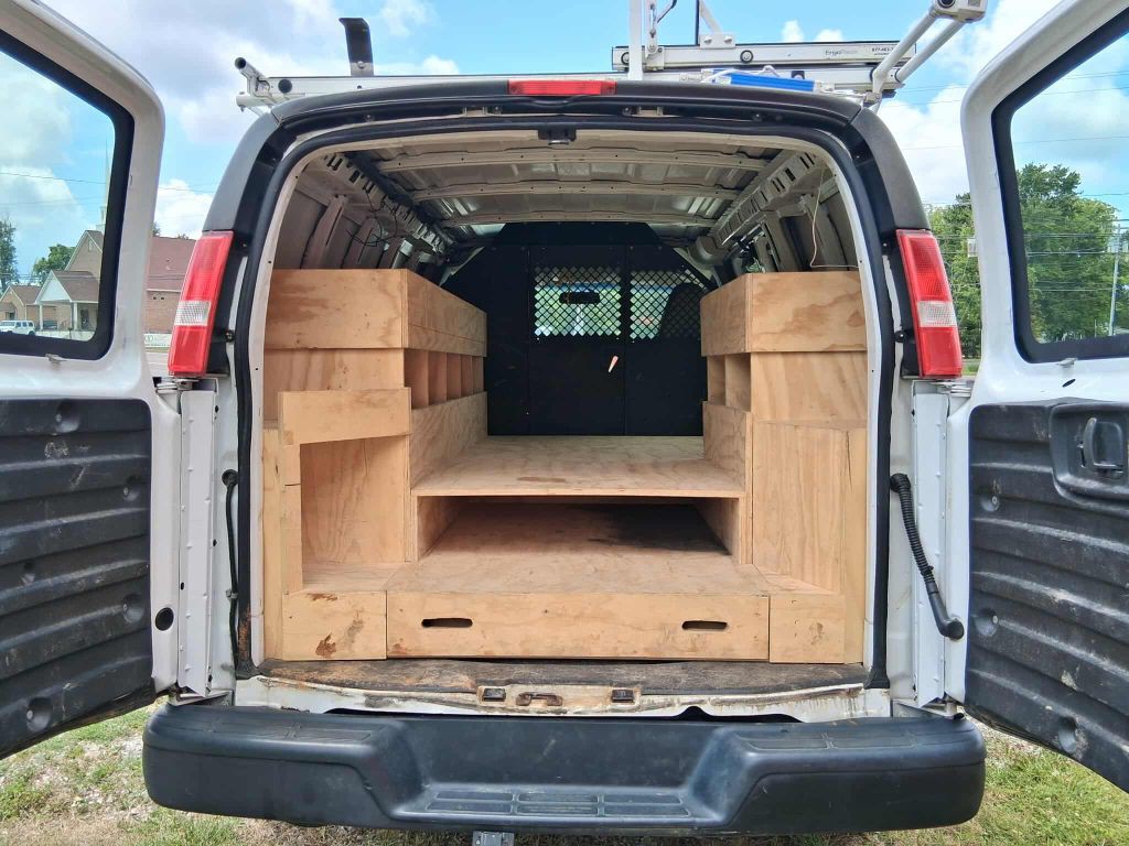 2019 Chevrolet Express Image 14