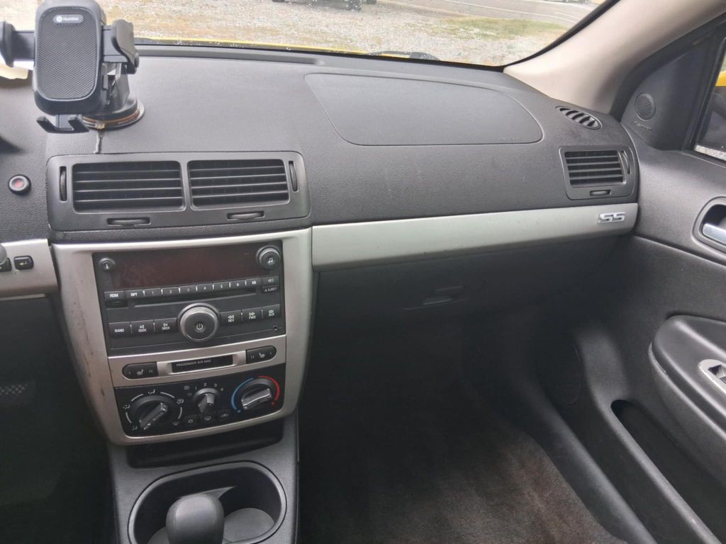 2006 Chevrolet Cobalt Image 9