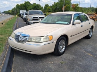 Image for 1998 Lincoln Town Car Cartier ID: 6737947