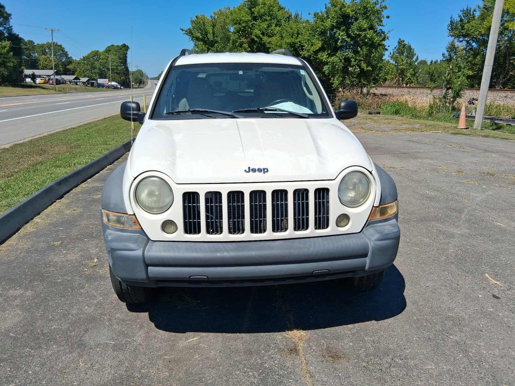2006 Jeep Liberty Image 6