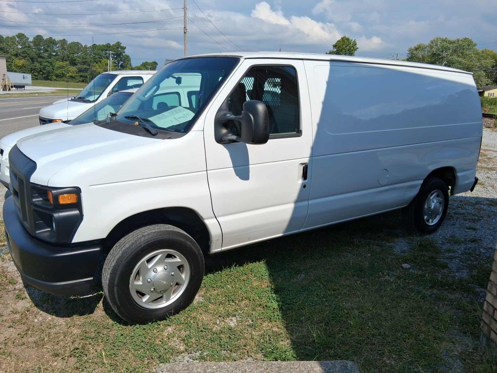 2014 Ford Econoline Image 13