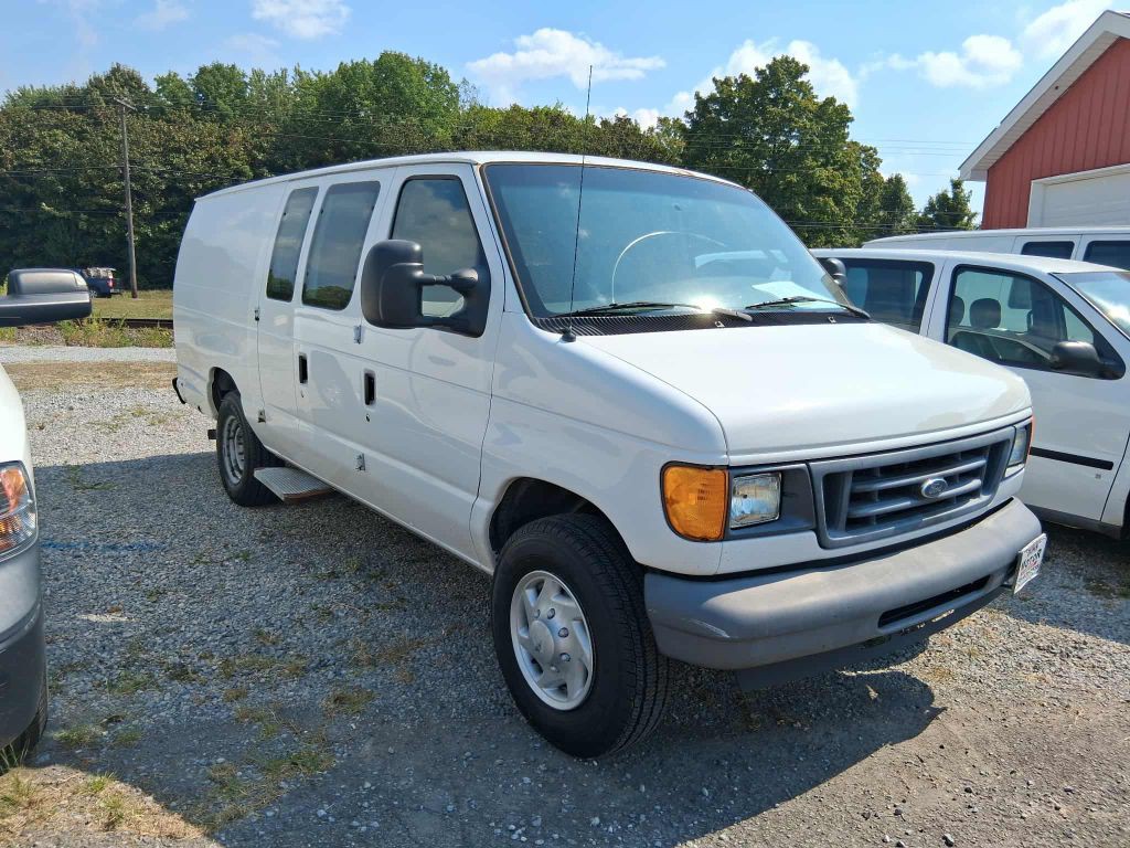 2007 Ford Econoline Image 3