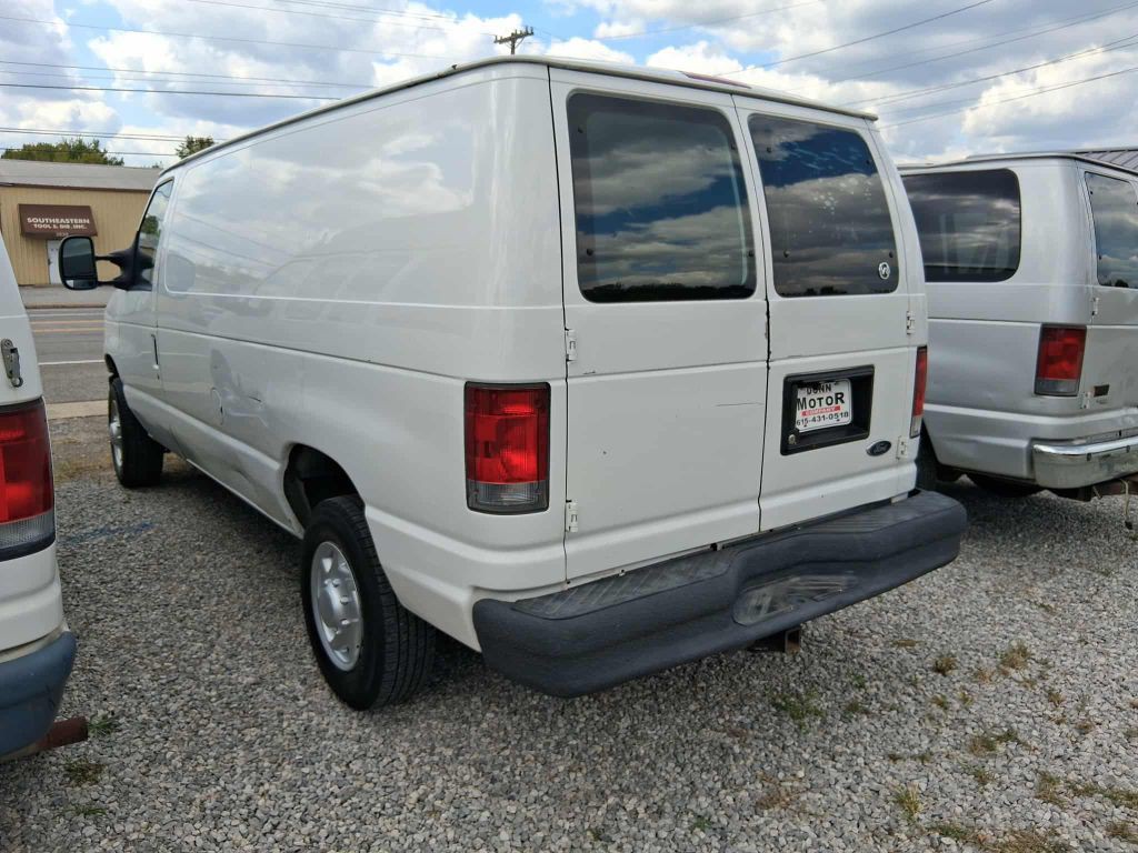 2012 Ford Econoline Image 4