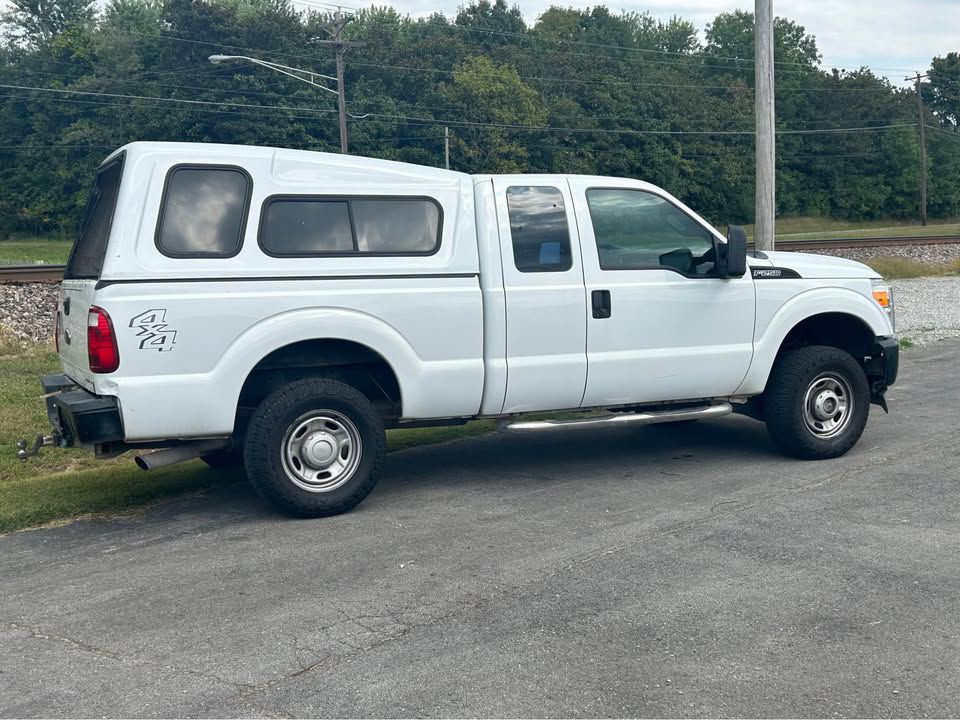 2012 Ford F-250 Image 2