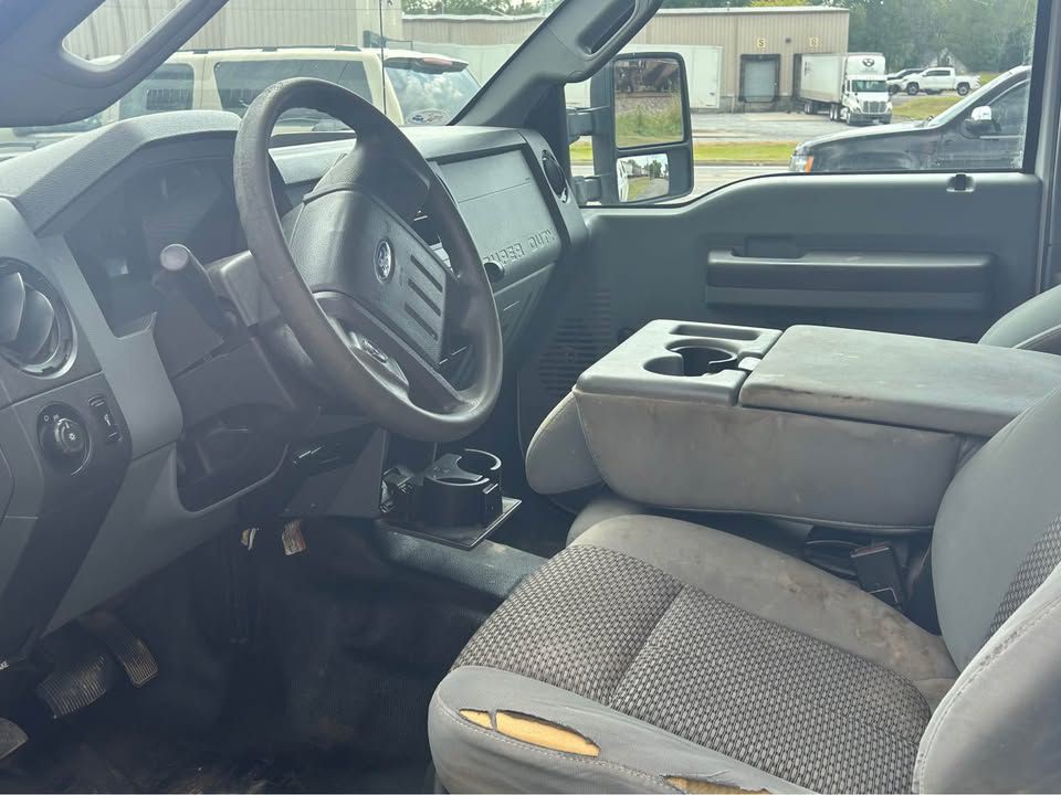2012 Ford F-250 Image 7