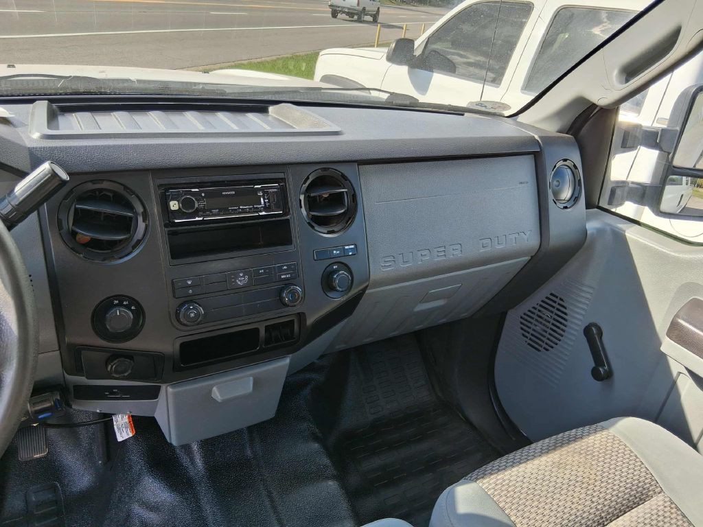 2012 Ford F-250 Image 8
