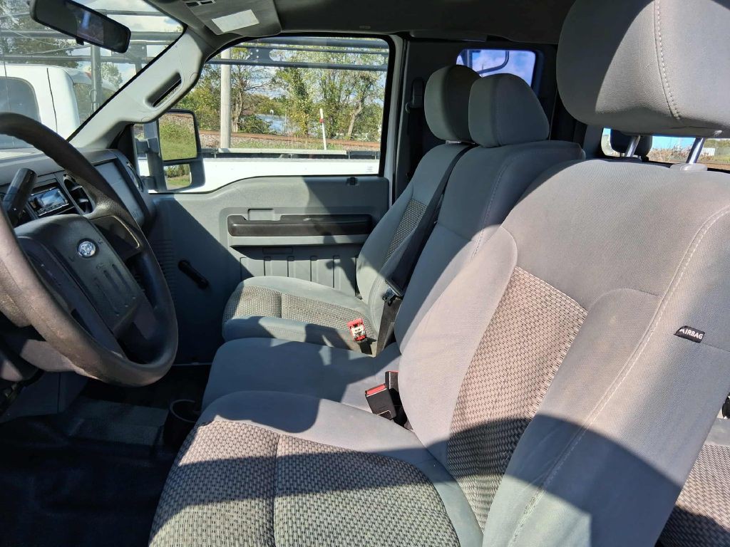 2012 Ford F-250 Image 10