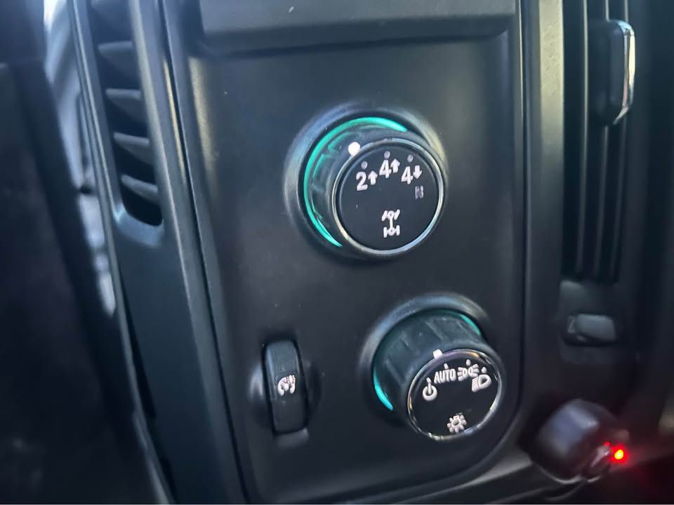 2017 Chevrolet Silverado 1500 Image 12