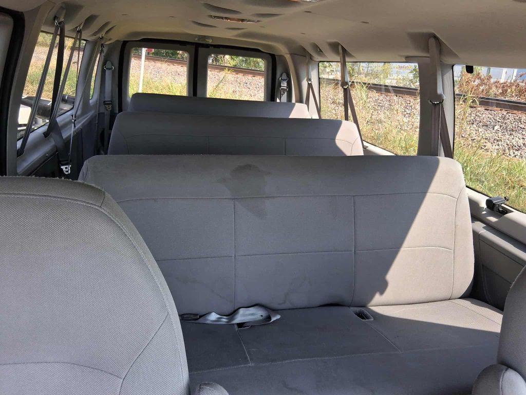 2007 Ford Econoline Image 9