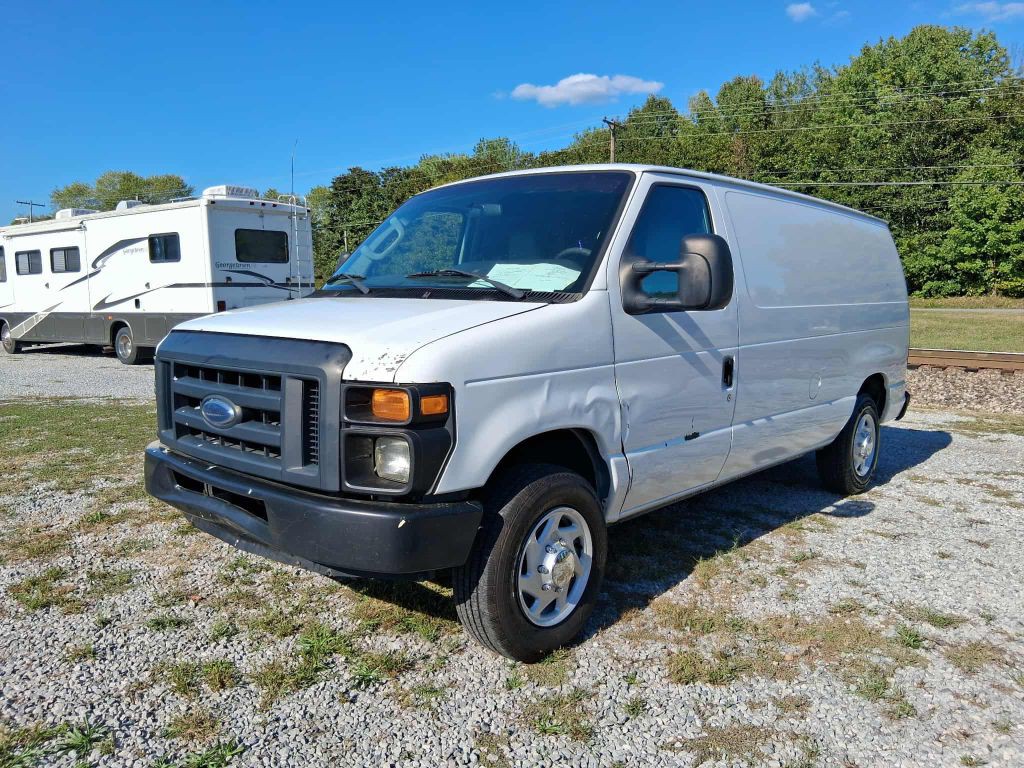 2012 Ford Econoline Image 1