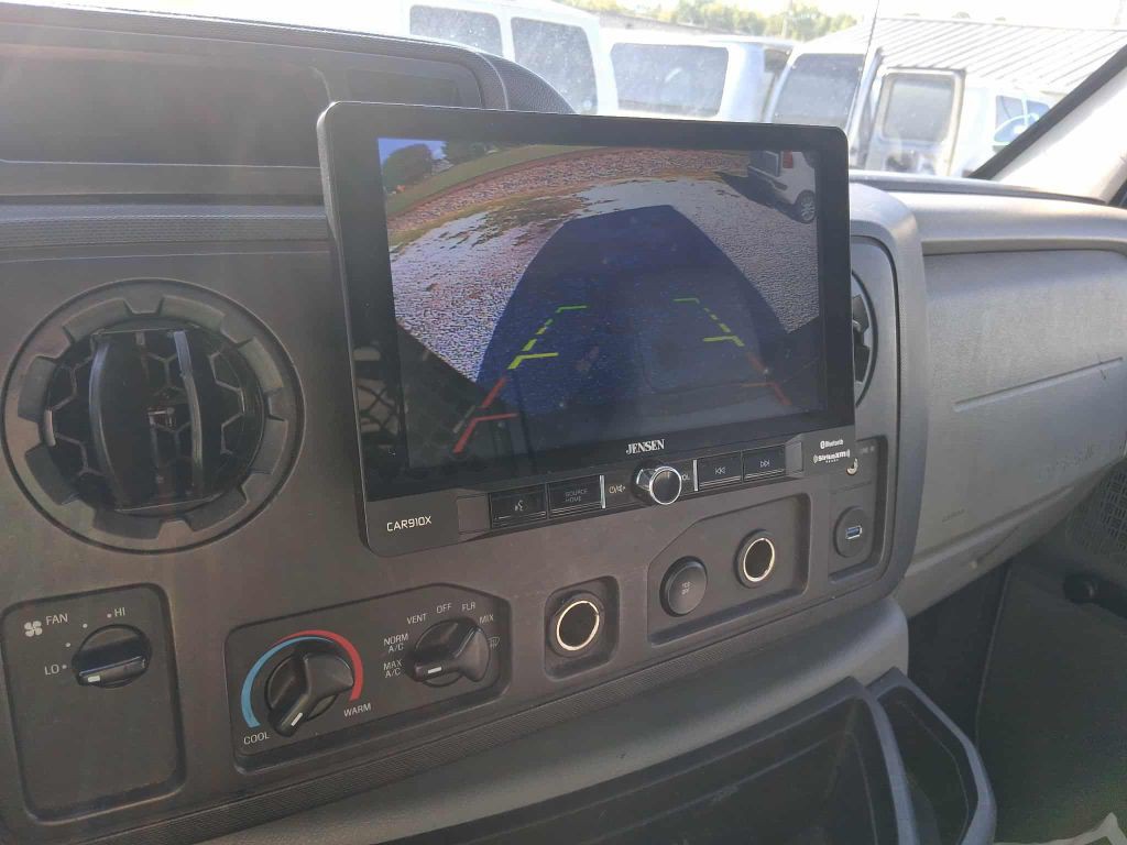 2012 Ford Econoline Image 11