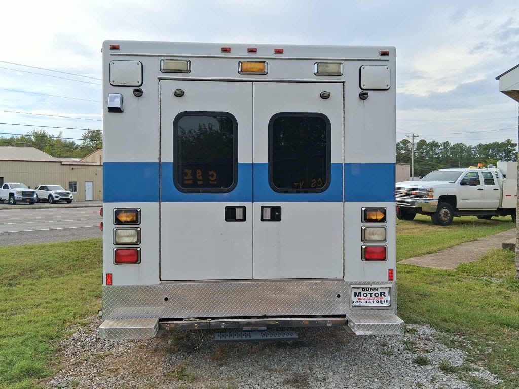 2006 Ford Econoline Image 5