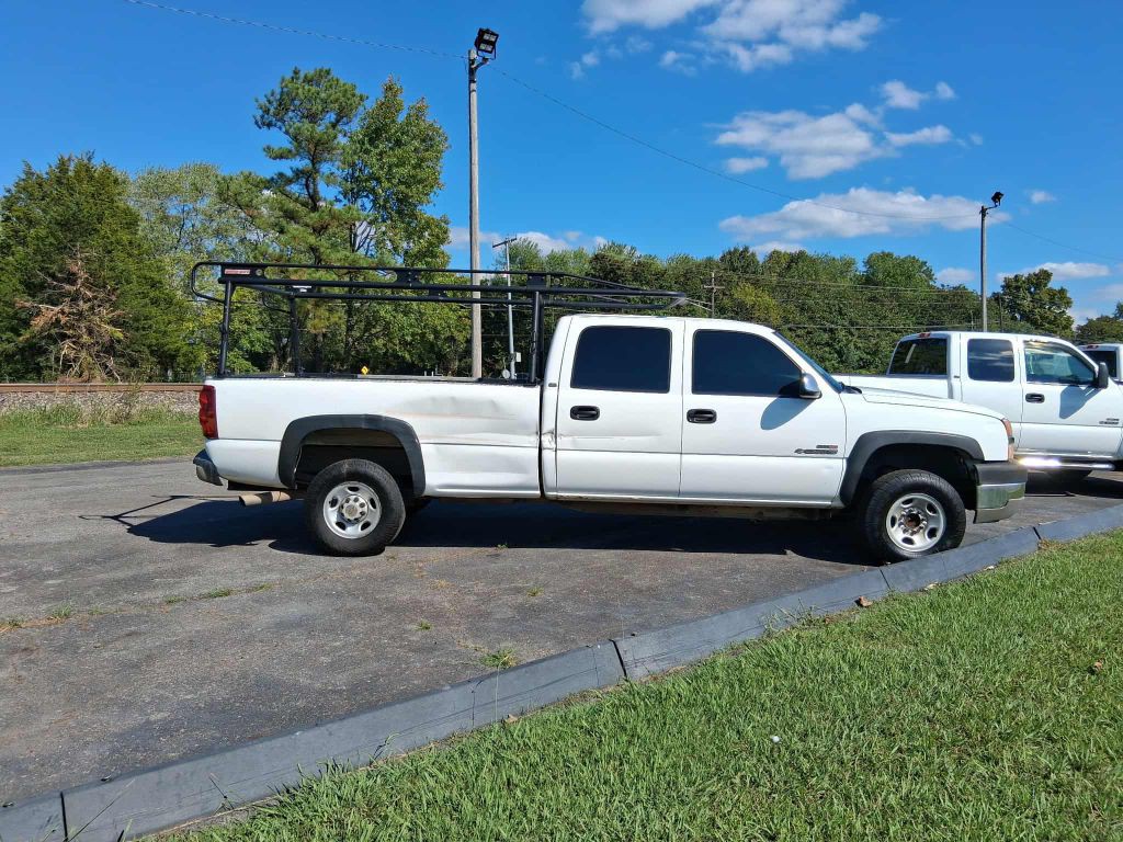 2003 Chevrolet Silverado 1500 Image 4