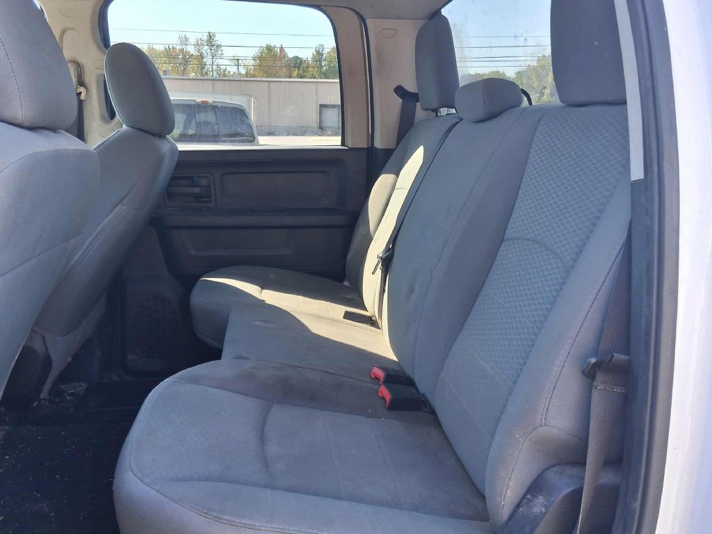 2015 RAM 2500 Image 12