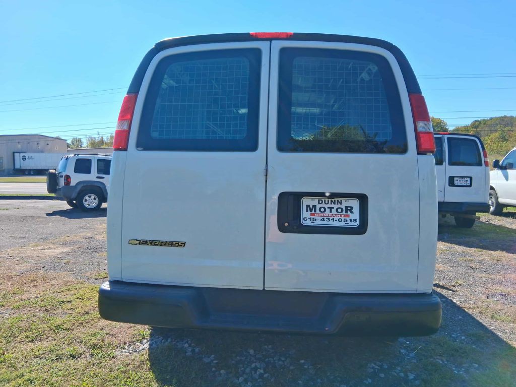2019 Chevrolet Express Image 6