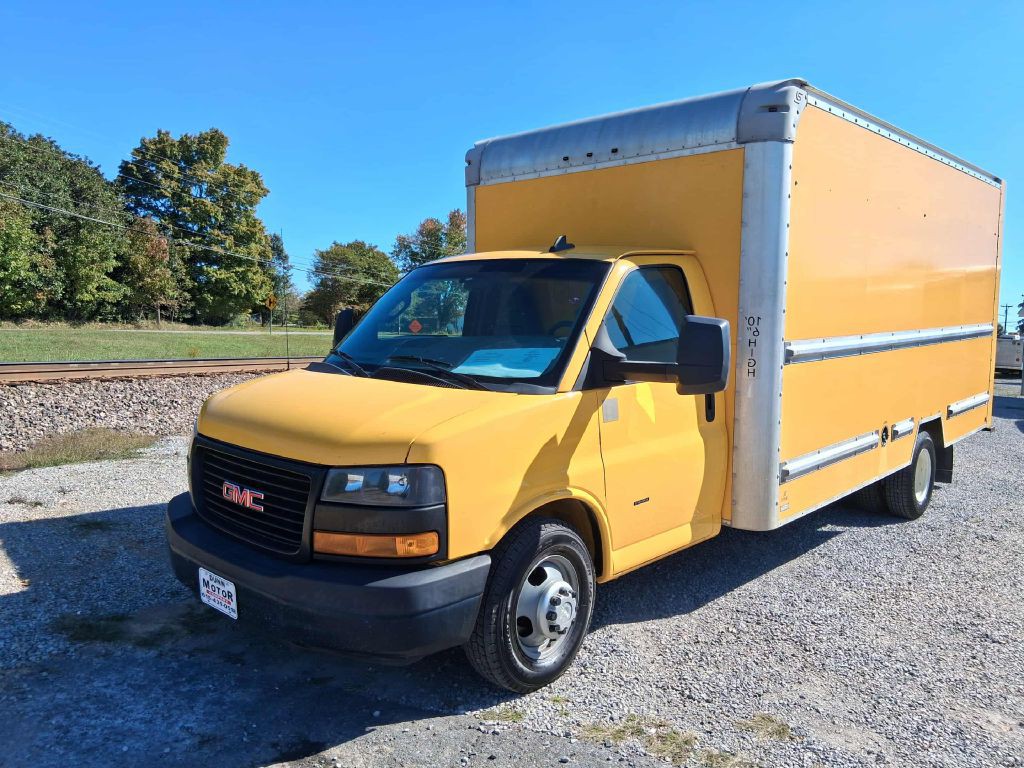 2018 GMC Savana Image 1