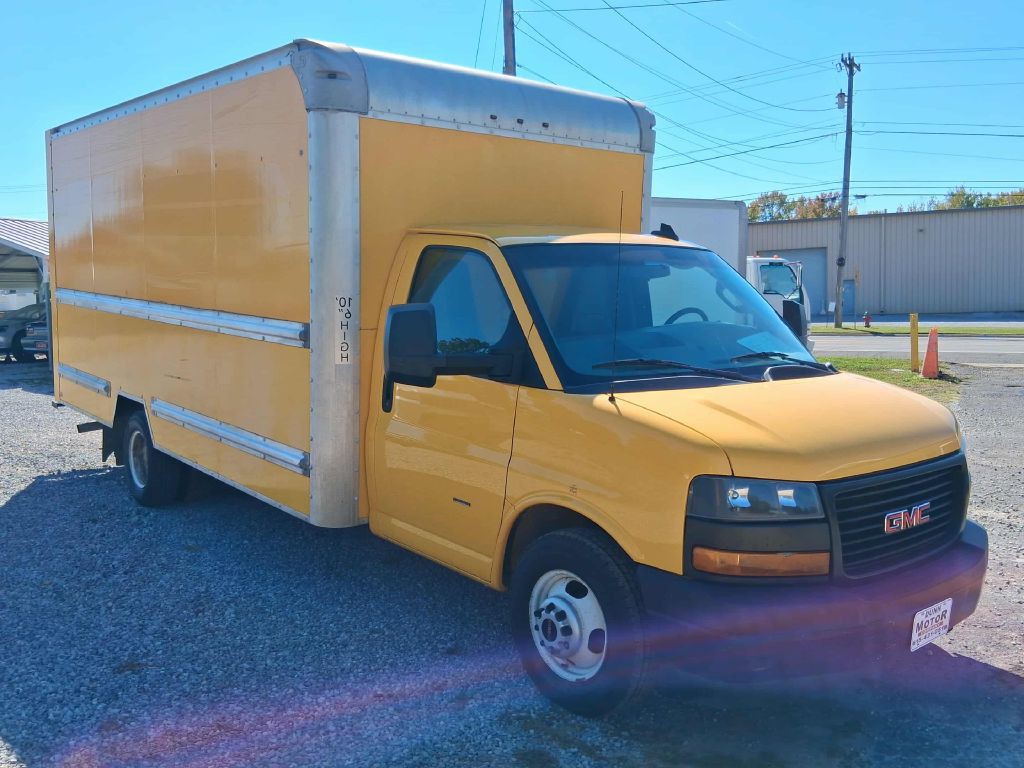 2018 GMC Savana Image 4