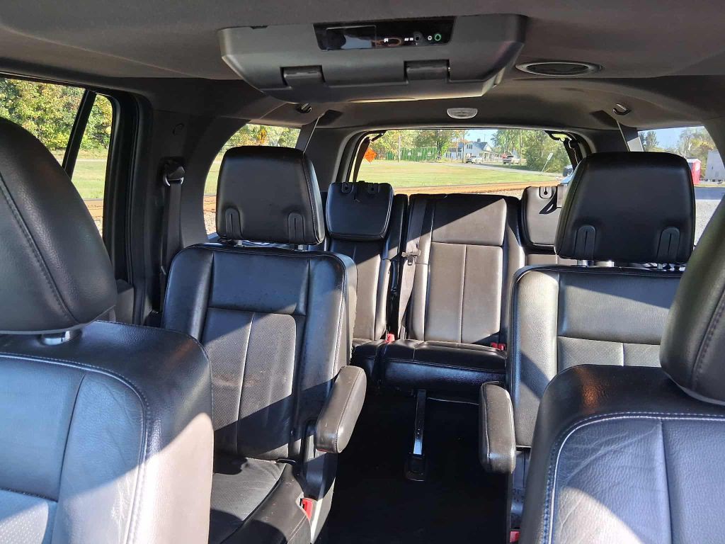 2012 Ford Expedition Image 10