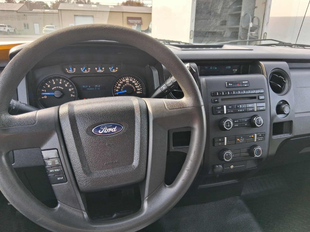 2014 Ford F-150 Image 9