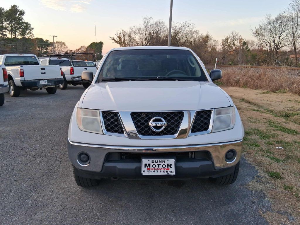 2008 Nissan Frontier Image 2