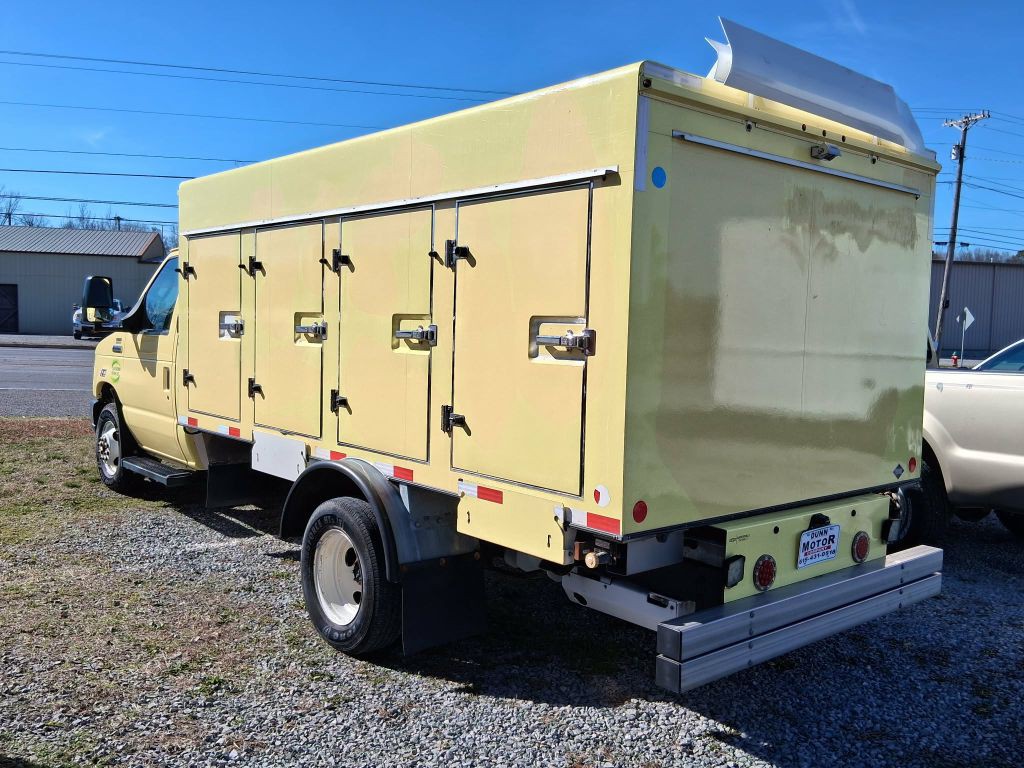 2019 Ford Econoline Image 6