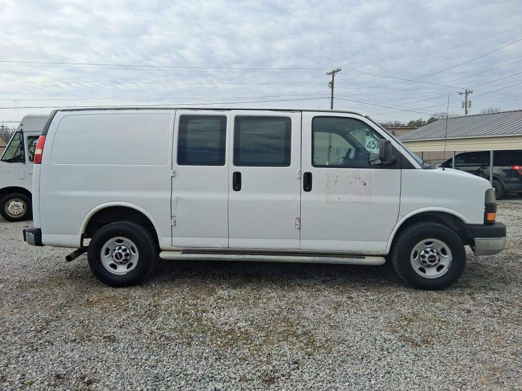 2014 GMC Savana Image 4