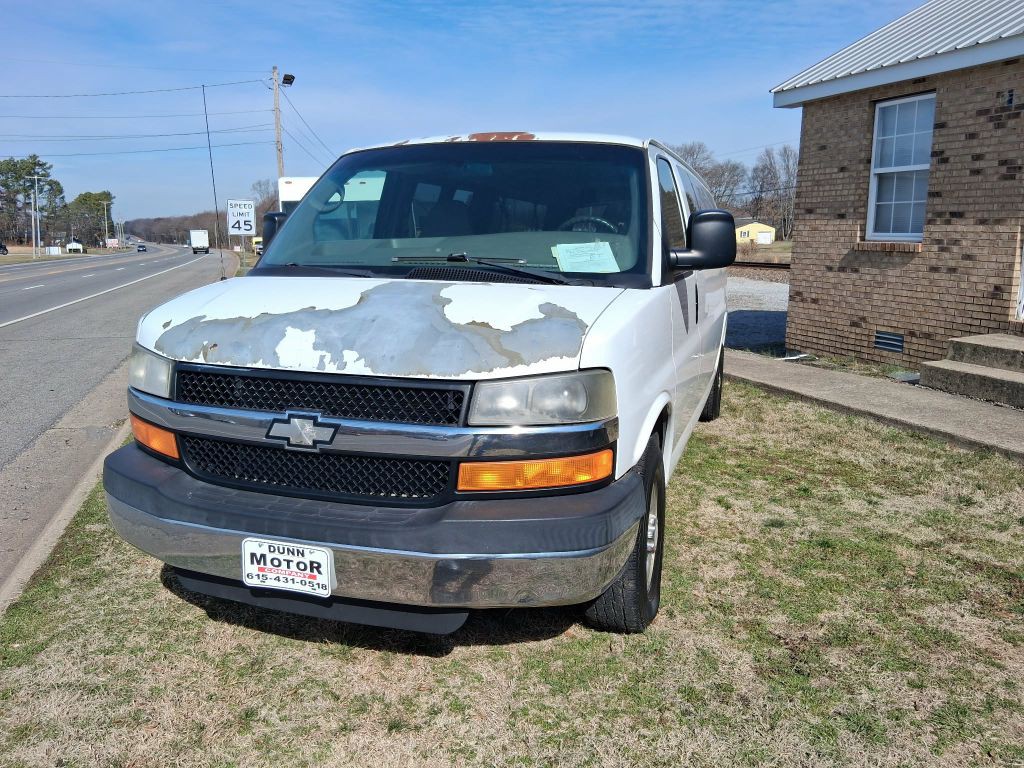 2008 Chevrolet Express Image 5