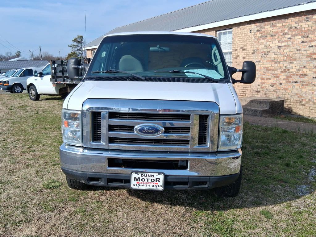 2008 Ford Econoline Image 3