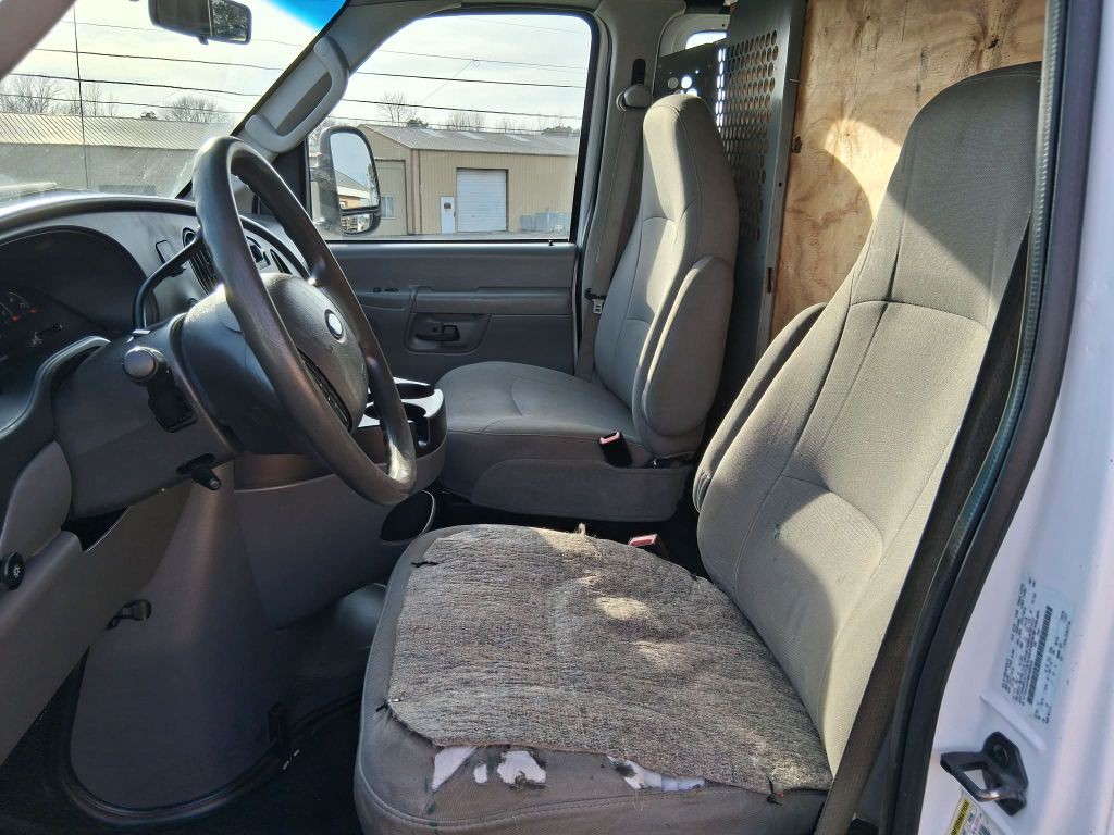 2008 Ford Econoline Image 8