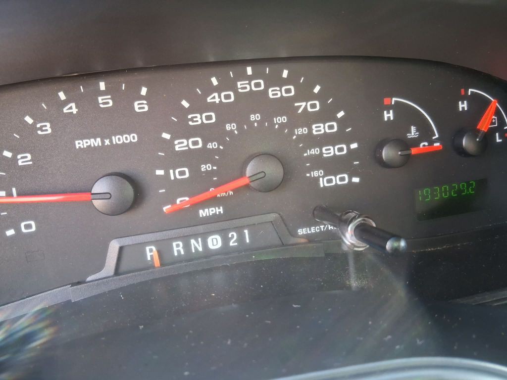 2008 Ford Econoline Image 9