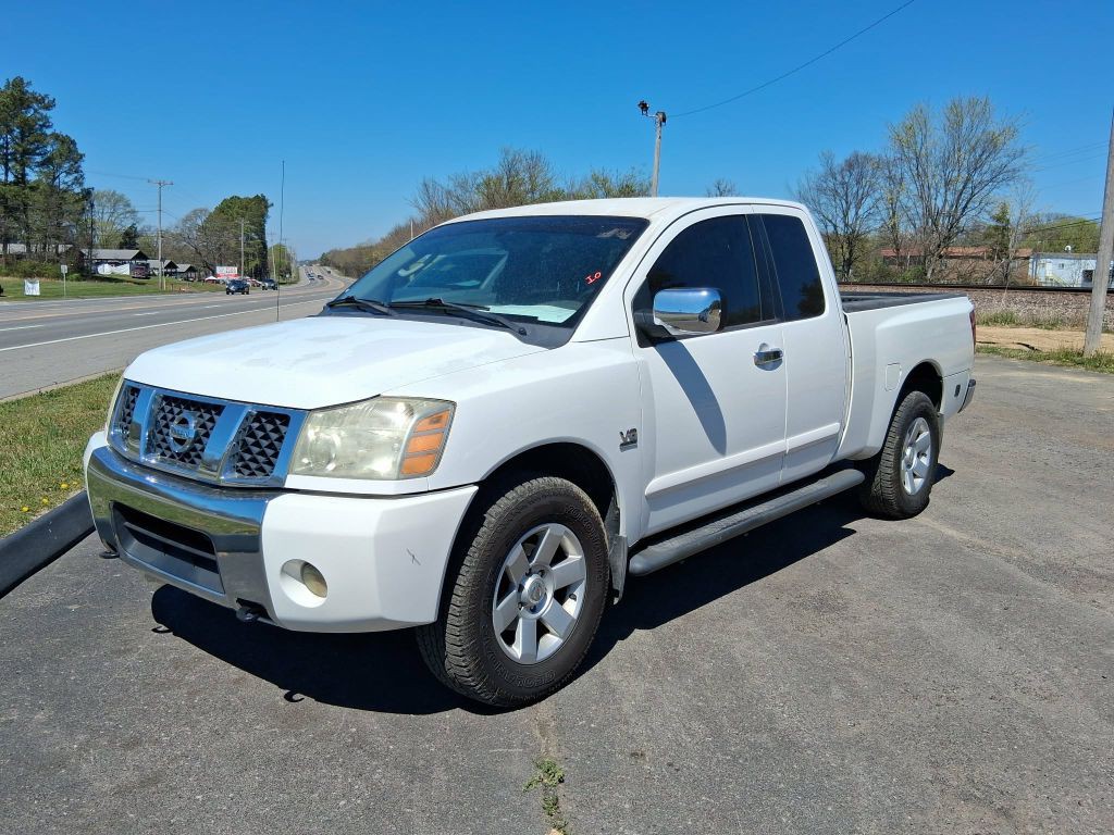 2004 Nissan Titan Image 3