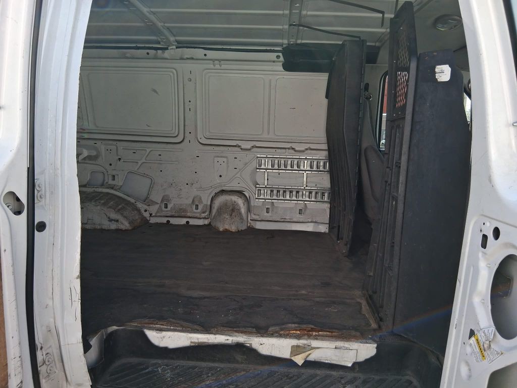 2008 Ford Econoline Image 8