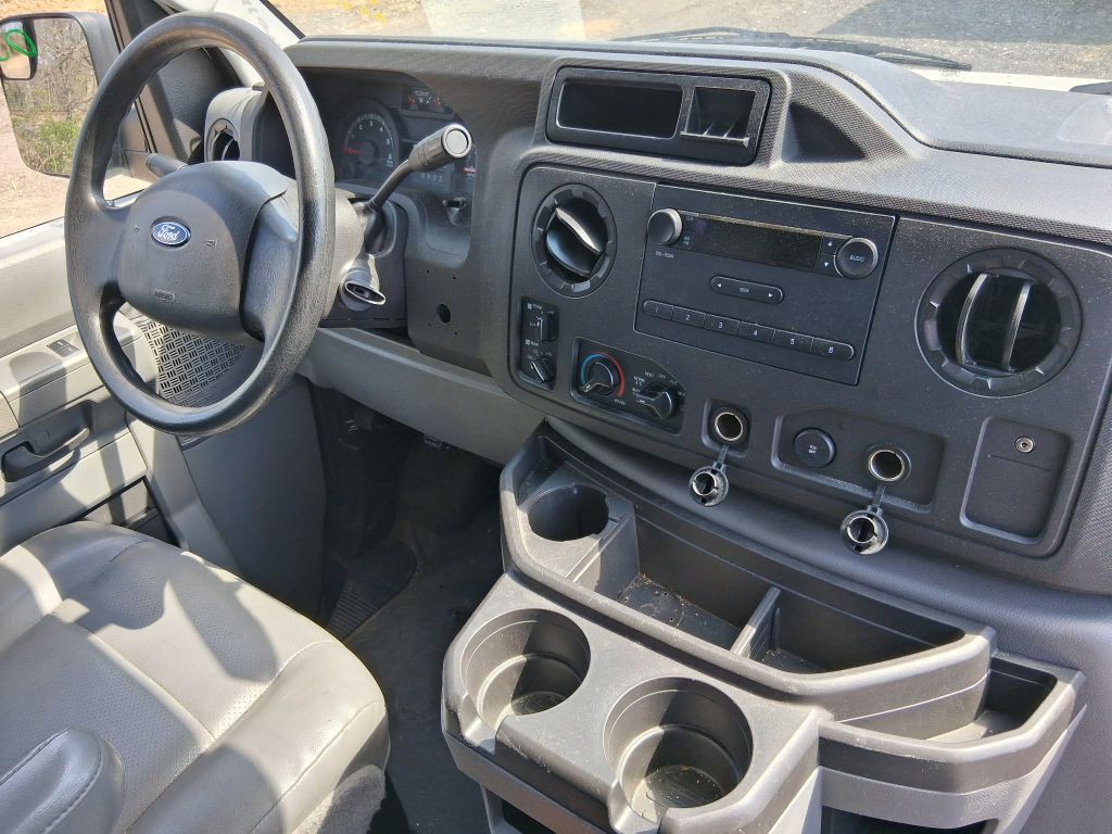 2014 Ford Econoline Image 7