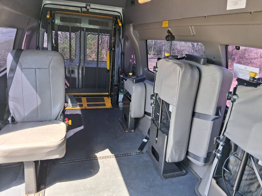 2014 Ford Econoline Image 8