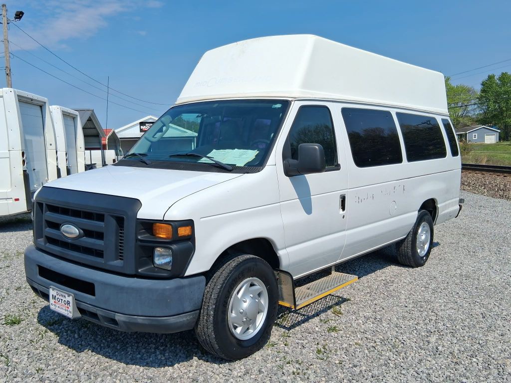 2014 Ford Econoline Image 1