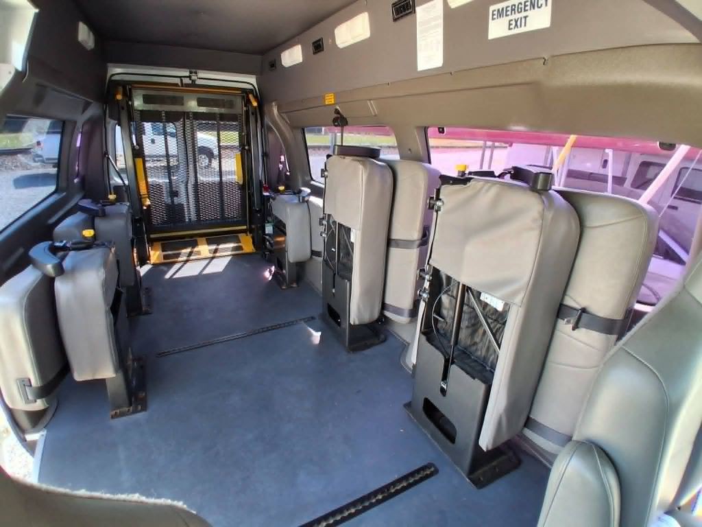 2014 Ford Econoline Image 14