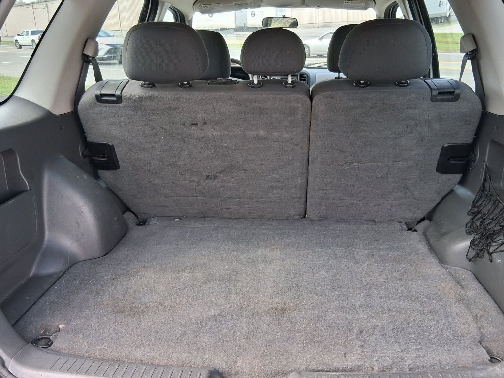 2005 Ford Escape Image 10