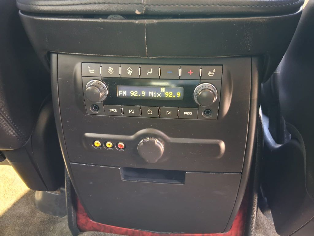 2013 Cadillac Escalade Image 12