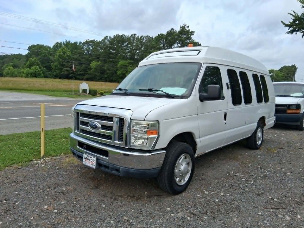 2011 Ford Econoline Image 3