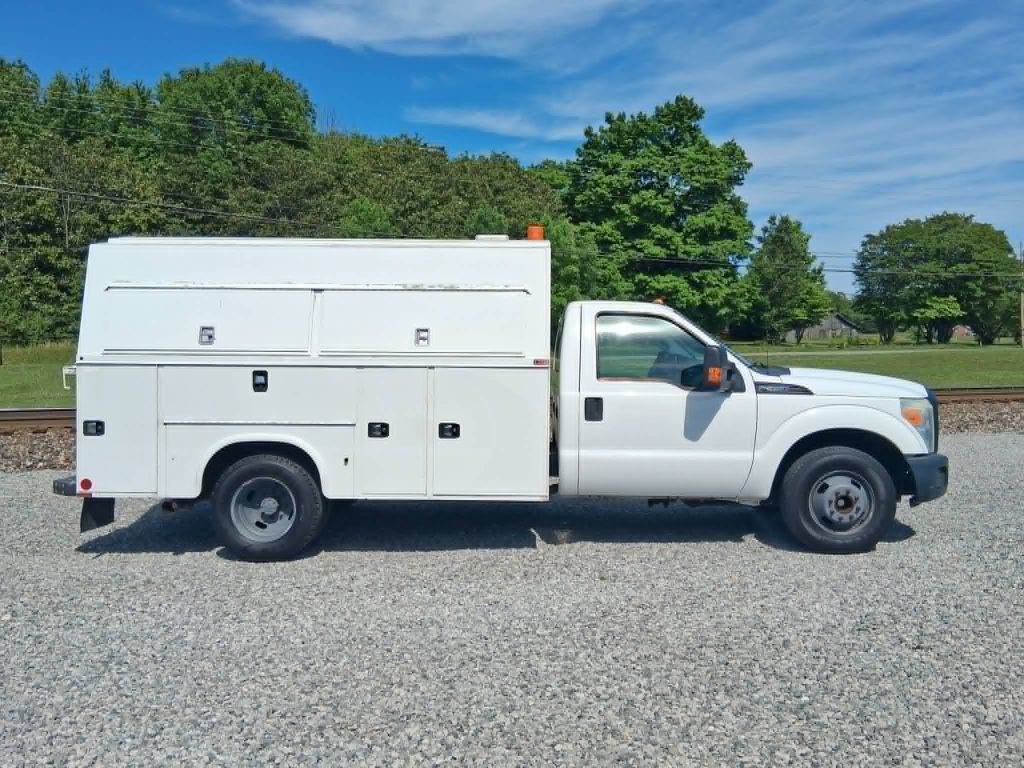 2015 Ford F-350 Image 4