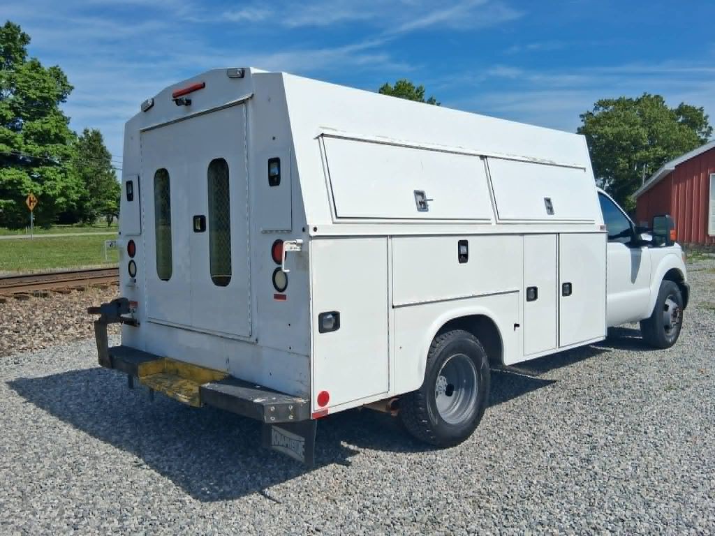 2015 Ford F-350 Image 5